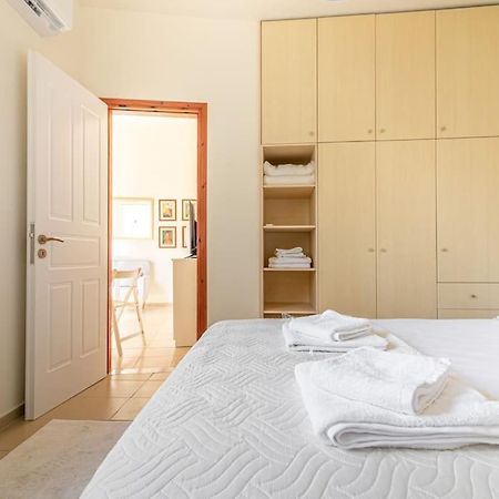 Cozy Apartment In The Heart Of City Center Candia Esterno foto